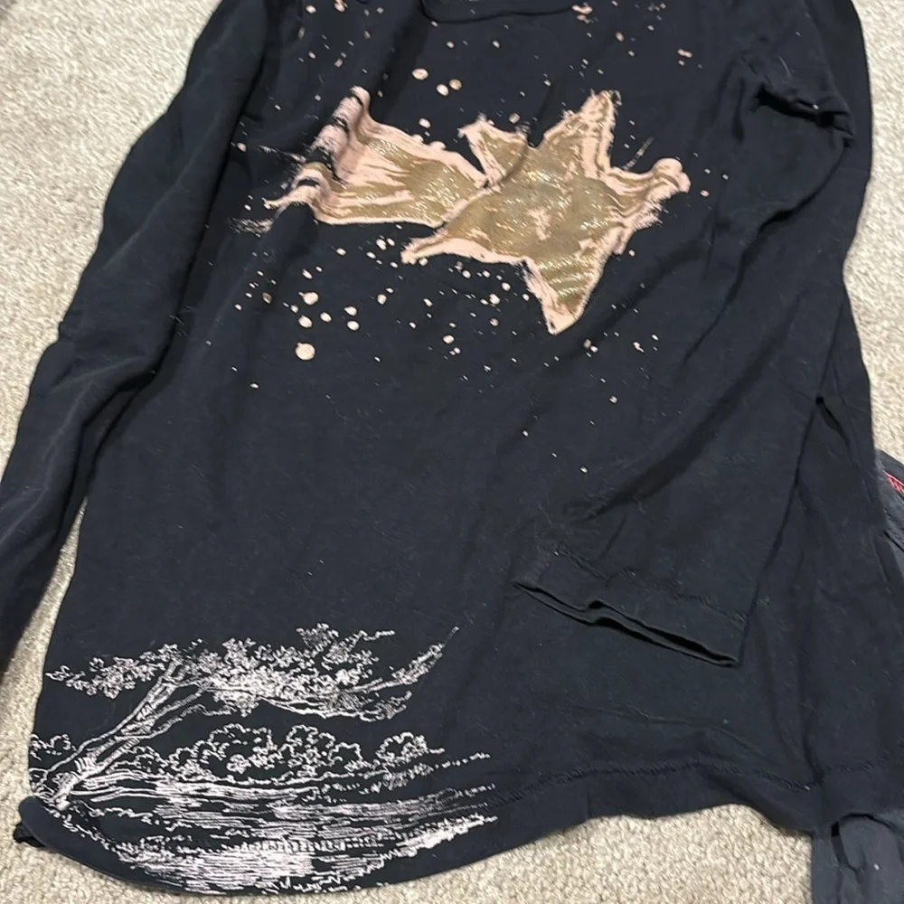 Bundle of 4 long sleeve crewcuts collectible, long sleeve T-shirts size 6 - 7